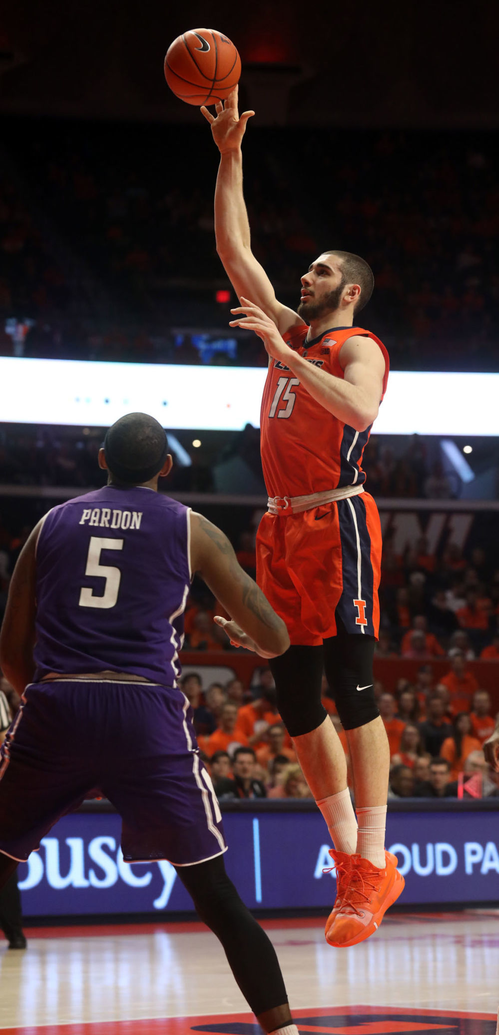 Illinois vs Northwestern 31 3.3.19.jpg